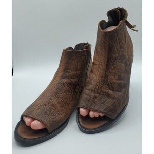 Free People Open Toe Boot Sandal Brown Distressed Leather Back Zip Size 10